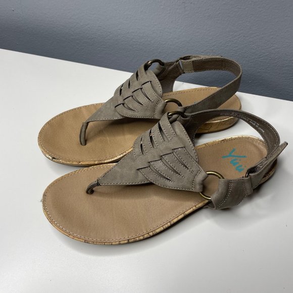Yuu Shoes - YUU taupe thong cork wandey sandals size 9